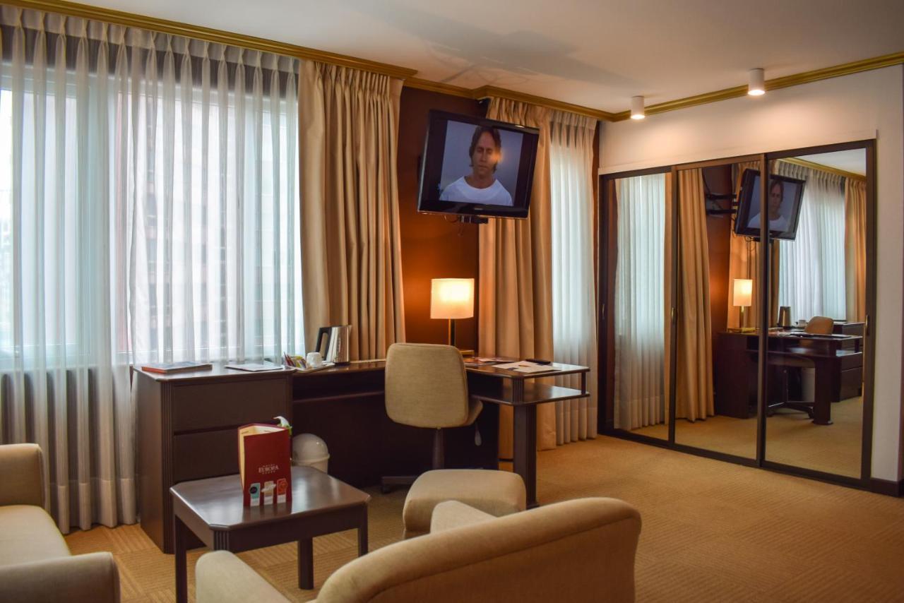 Hotel Europa ลาปาซ ภายนอก รูปภาพ