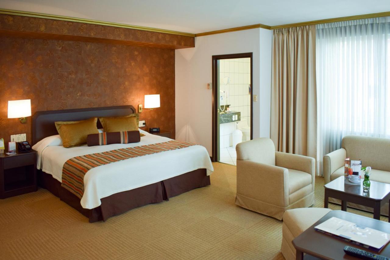 Hotel Europa ลาปาซ ภายนอก รูปภาพ